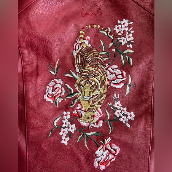 NWT - Desigual Women’s Embroidered Faux Leather Biker Jacket - EU 38 / US 4 / S - Picture 13 of 15